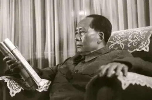 北国风光出自谁写的诗