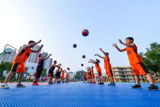 学校体育的目的是什么