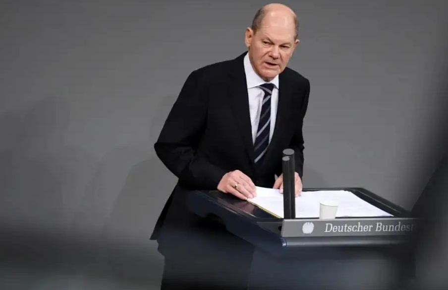 德国总统和总理谁的权力大