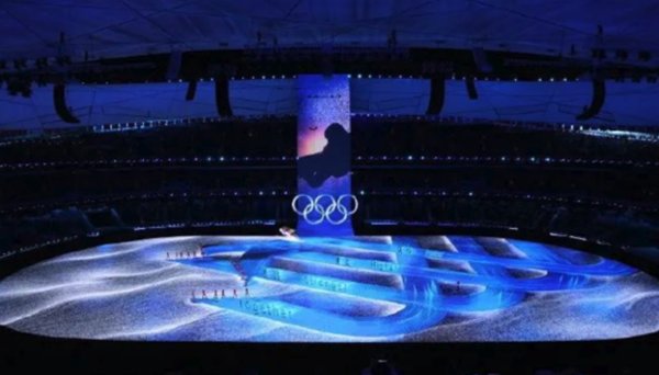 冬奥会导演2022年是谁啊