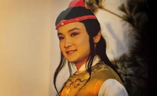 美玉无瑕指的谁