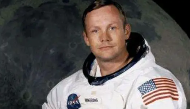 阿姆斯特朗第几个登月的人