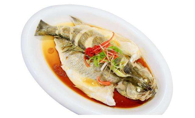 清蒸鲈鱼的做法蒸多长时间