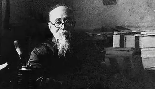 一日为师终身为父是谁的名言