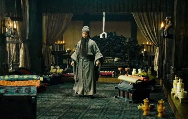 龙虎狗指的是谁