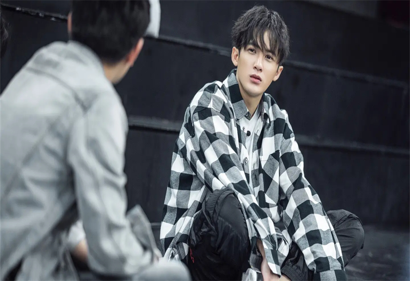 檀健次为什么起日本名？