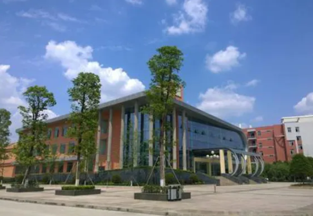 成都有哪些航空学校