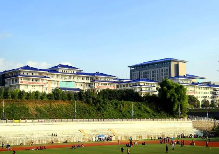 湖北民族大学是几本院校