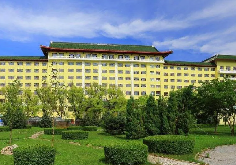 哈尔滨医科大学是几本