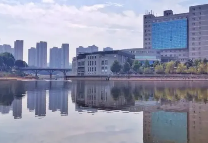 邵阳学院是几本