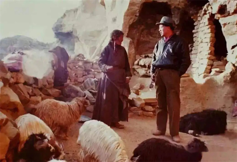 谁两次进藏工作历时十载呕心沥血