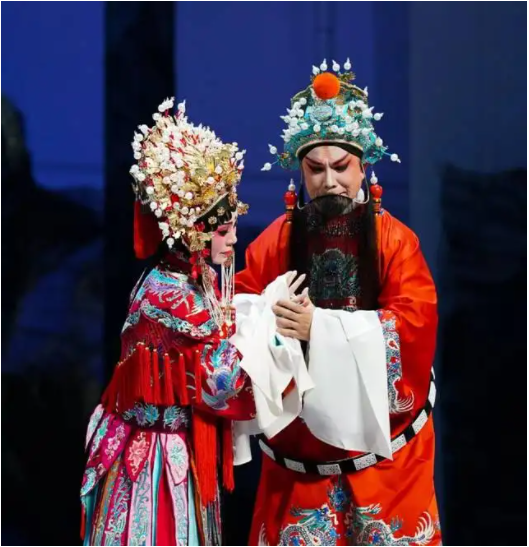 《梧桐雨》的作者是谁？