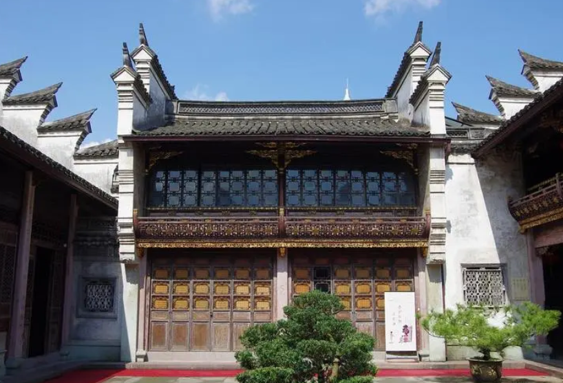 中国现存最古老的藏书阁在哪里？