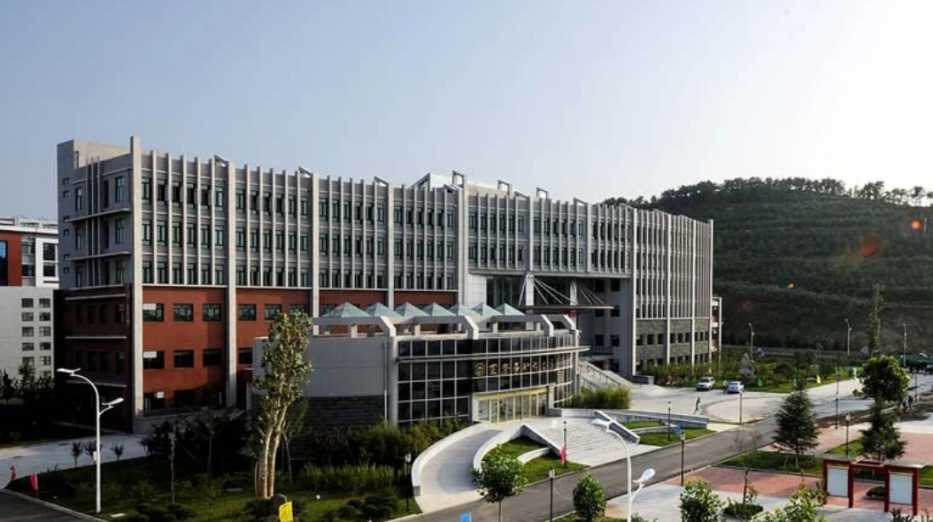 济南大学是211还是985