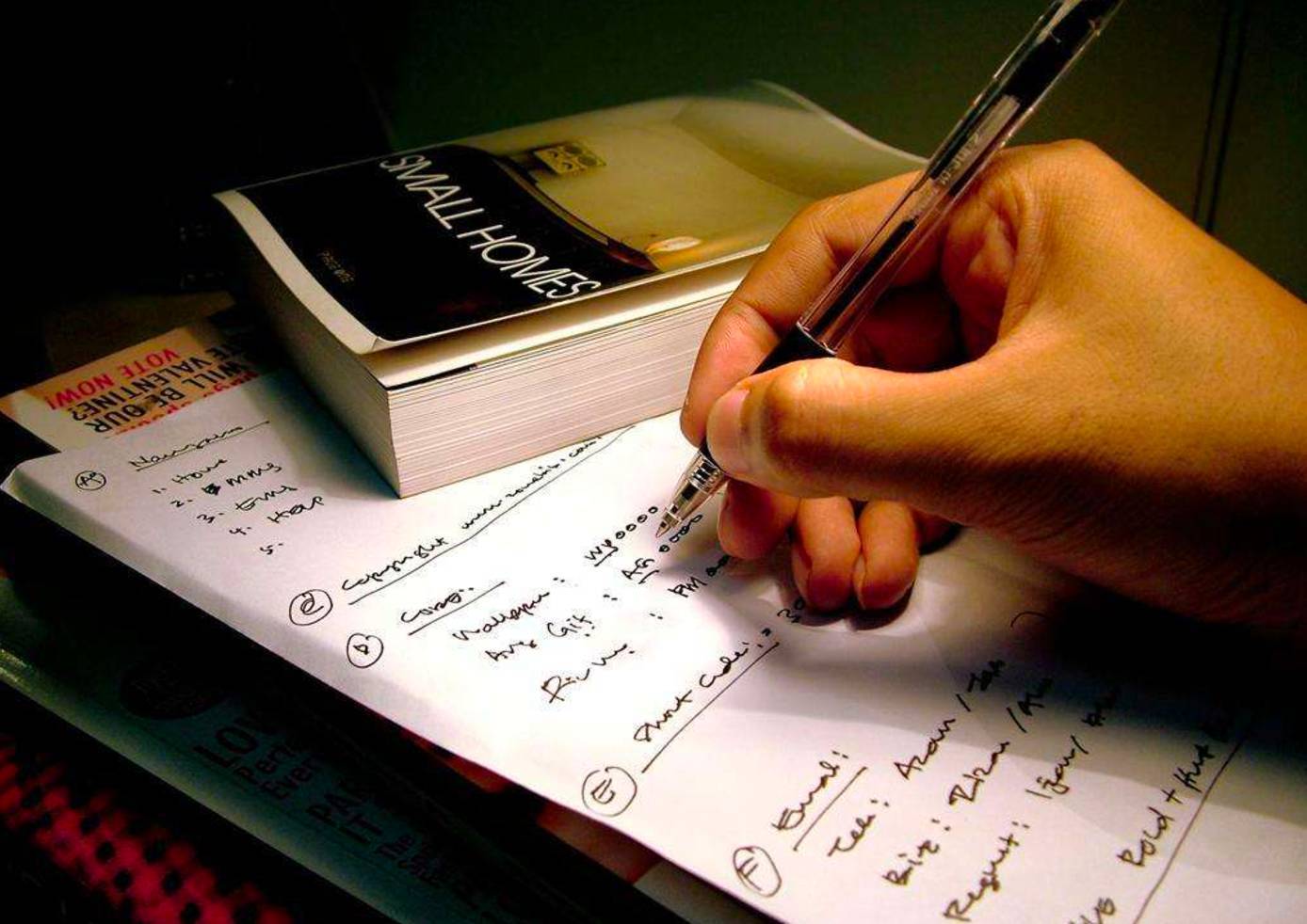 副词修饰什么词