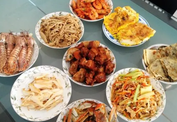 招待客人忌讳上几个菜