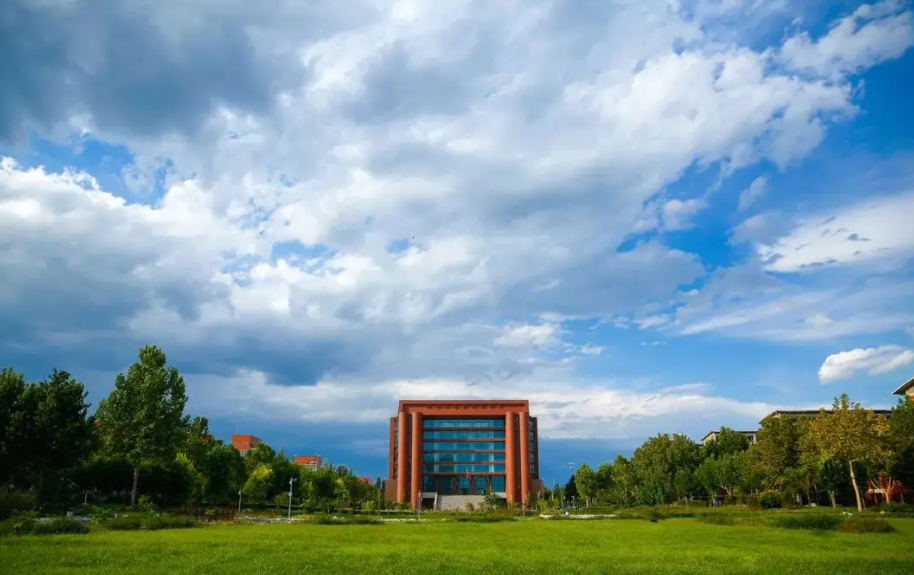 河北大学是985还是211学校