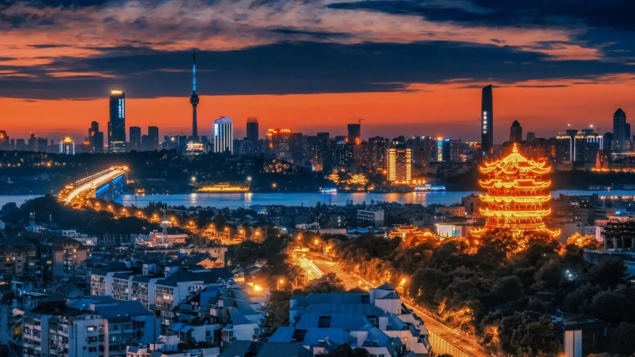 湖北在中国的什么方向