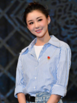 李小萌身高多少