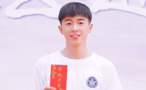 流光之城阿文是谁演的