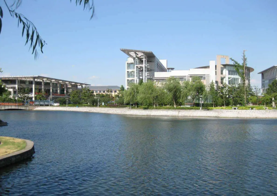 上海政法学院是一本还是二本