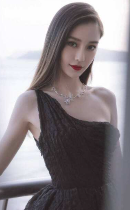杨颖多高