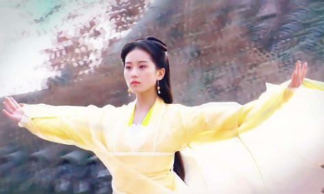 《倚天屠龙记》黄衫女子是谁的后人