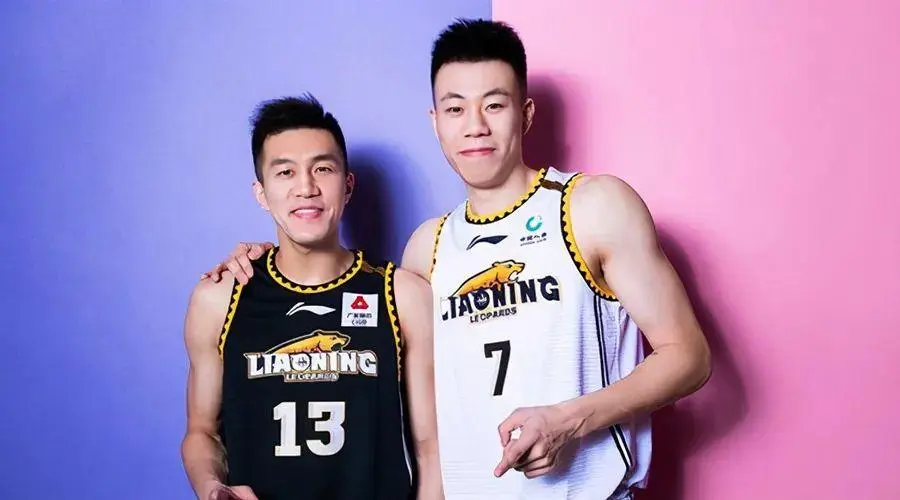 张镇麟的爸是谁？