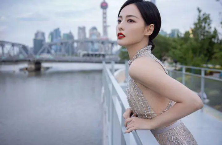 张嘉倪老公是谁