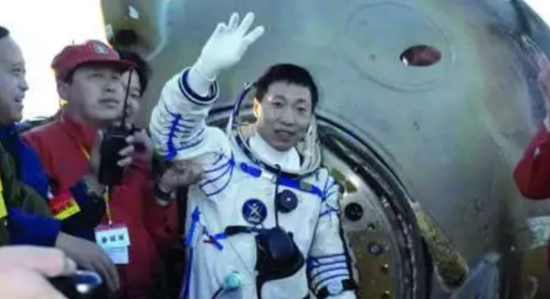 杨利伟是神州几号
