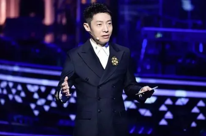 撒贝宁多高