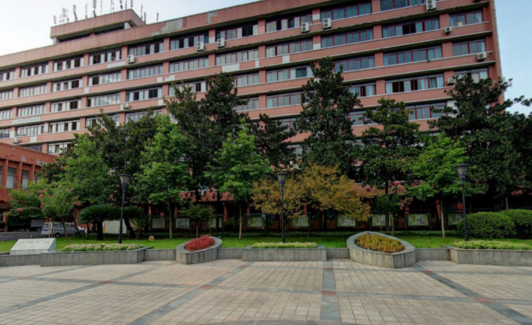 四川外国语大学是985还是211