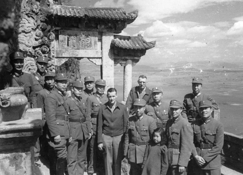 郑洞国是投降还是起义