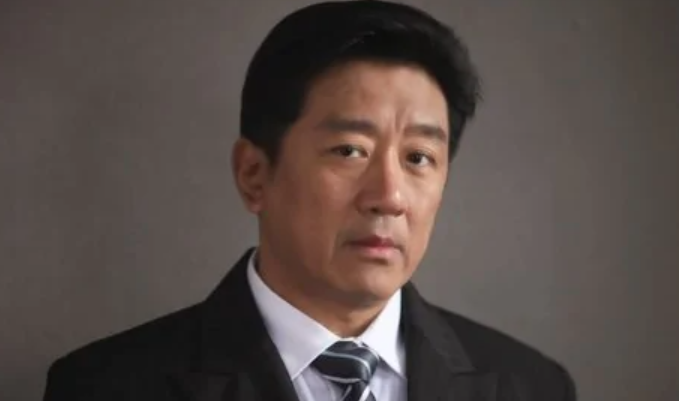 白宝山的扮演者是谁