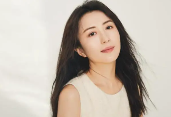 于和伟妻子是谁