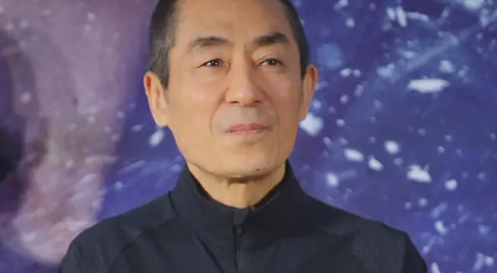 张艺谋一共生了几个娃