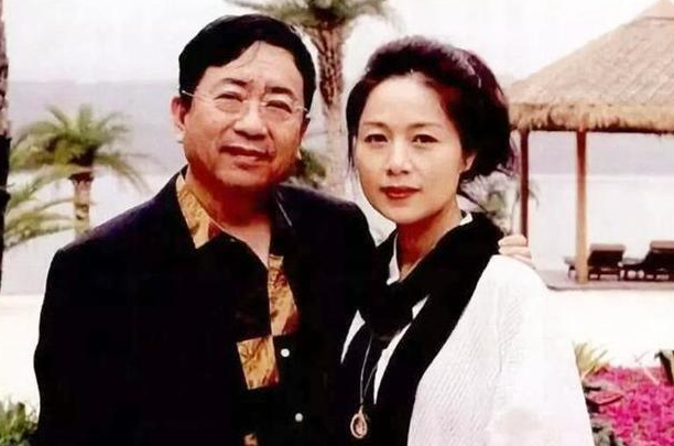 马兰为什么嫁余秋雨