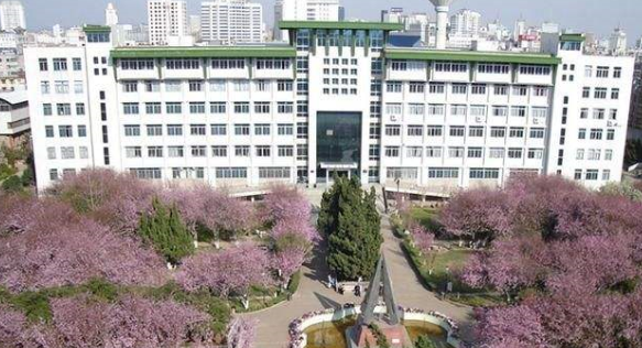 昆明医科大学是几本？