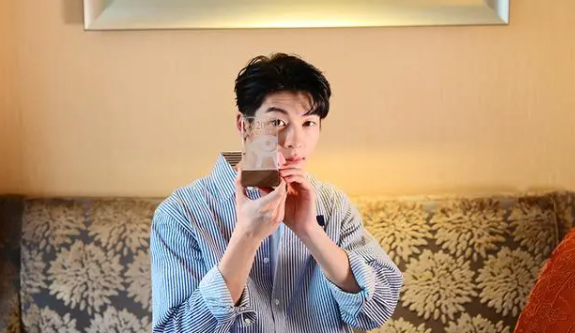 许光汉多高