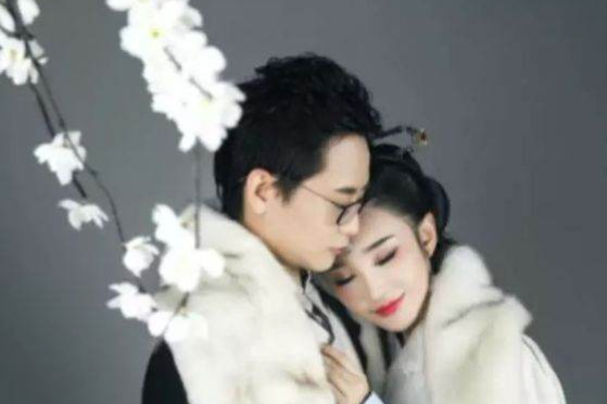 王芳的第一任老公是谁