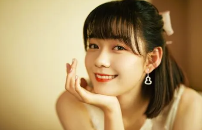 心居插曲是谁唱的