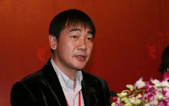 苗圃的老公是谁