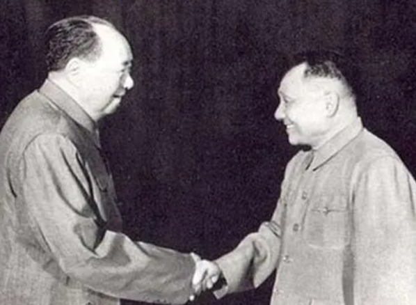 改革开放是谁先提出来的