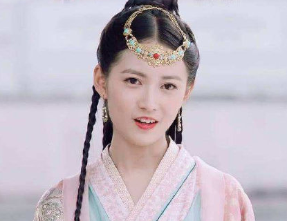 镜双城女主角是谁