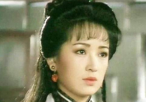 雪山飞狐女主角是谁