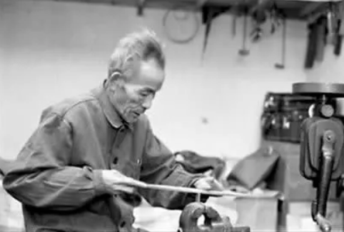 中国的保尔柯察金指的是谁