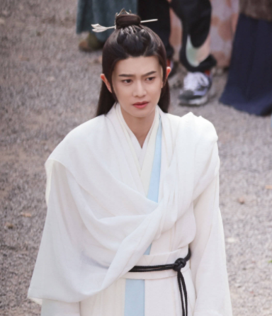 与君初相识有多少集