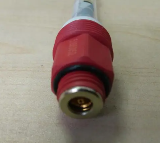 红色是正极还是负极