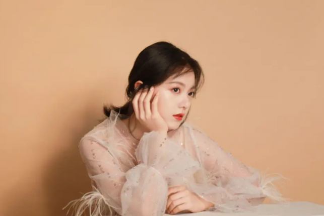 开端女主角是谁？