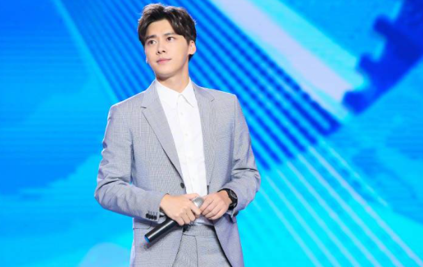 李易峰多高
